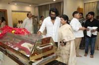 Ram Charan Pays Homage to Allu Kanakaratnam